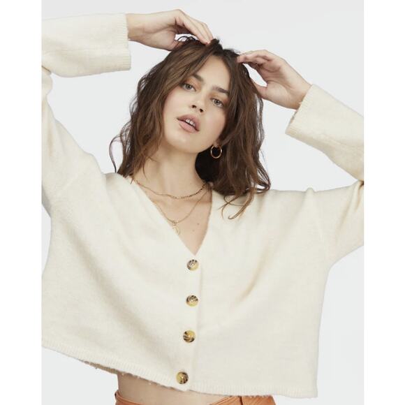 Billabong White Cap Short N Sweet Cropped Cardigan Sweater Size Medium - Picture 2 of 15